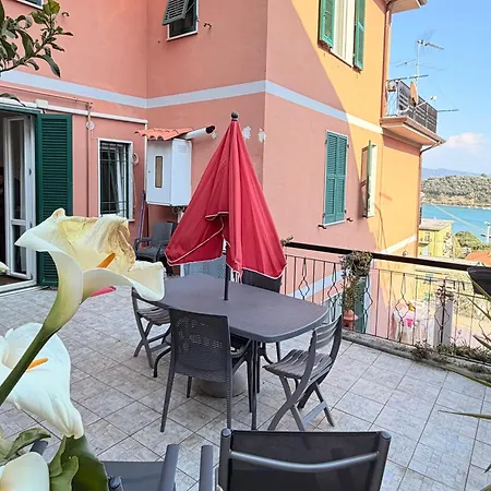 Terrazza * Le Grazie (Liguria)